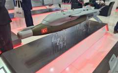  IDEF-21-də zərbə PUA-ları üçün “KGK-SİHA-82” sursatı təqdim edilib
 