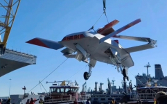 MQ-25 “Stingray” PUA-ları ilk dəfə aviadaşıyıcıya yerləşdirilib
